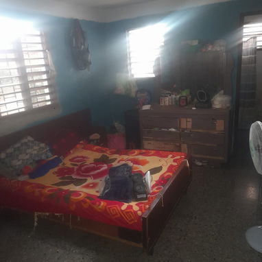 Se venda casa en las Cañas, Boyeros con todo adentro - 7/10