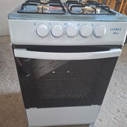 Cocina Sankey de 4 hornillas con horno de gas - Img 53498675