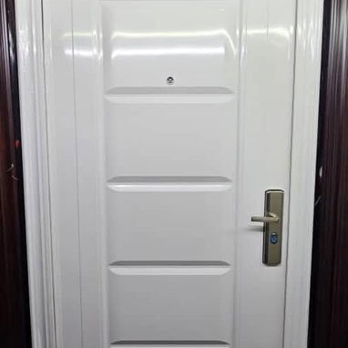 Puertas super seguras con marco y llaves - Img 124972735
