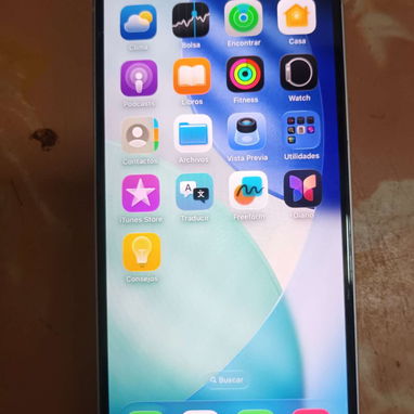 Iphone 14 de uso, bateria al 80% - 3/7