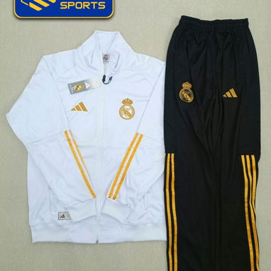 Monos Deportivos de Fútbol | Conjuntos de Invierno Barcelona, Madrid, PSG y más - Img 127208438