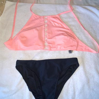 Bikinis - Img 123159795