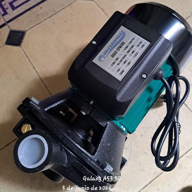 Bomba  de agua centrifuga de  disco1.8 hp 1 1/2 " succión  descarga 1" - Img 123004140