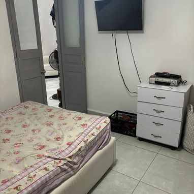 VENTA DE CASA EN LA HABANA VIEJA ( a tres cuadras de la calsada de monte ) - Img 124626322