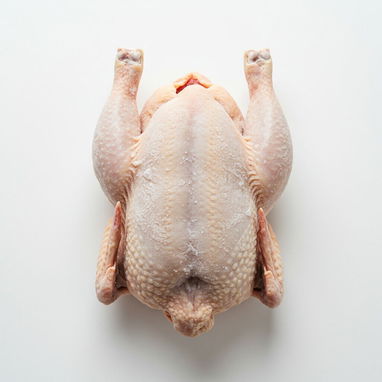 Frozen Chicken suitable for mass supply to grocery chains food services and frozen product importers Factory Rate - 4/5