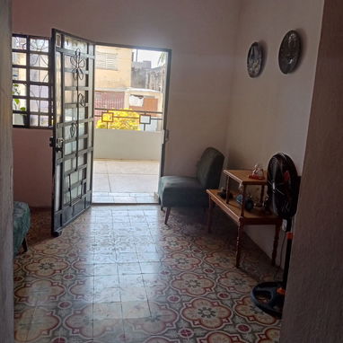 VENTA DE CASA INDEPENDIENTE - 4/8