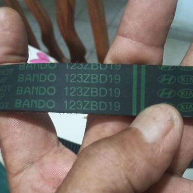 Pzas y acc p' autos: Correas, p/brisas, jgo juntas, metales, GPS, retrovisores, farol, lámparas,bombillos,fusibles y más - Img 119461563