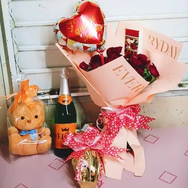 Flores - 8/10