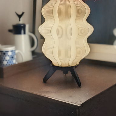 Lámpara de Mesa de inspiración en la cultura asiática. - 2/5