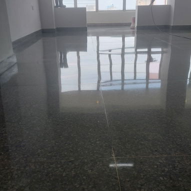 Pulidores de piso profesionales - Img 124844303
