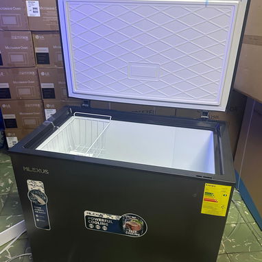Nevera de 8.8 pies marca Milexus Cerradura y llave $350 usd con transporte incluido Factura y 2 meses de garantía - Img 125754595