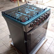 Cocina de gas con horno LG de 6 hornillas (nuevo en caja) - Img 56579101