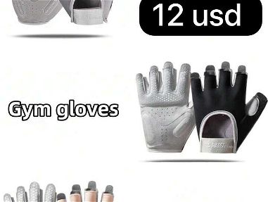 Variedad de pomos, guantes y protectores de móvil para gym - Img 66279427