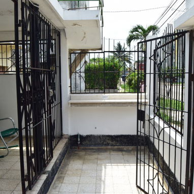 Vendo casa de 4 cuartos, piscina, terraza - Img 123255693