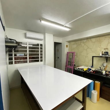 Venta de local para negocios en el centro de la habana - Img 123316704