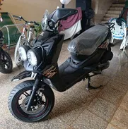 Moto automática inscrita - Img 49705146