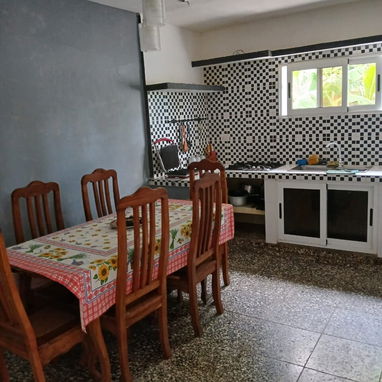 🏖️🌴RENTA DE EXCLUSIVA CASA DE 2 PLANTAS EN GUANABO (Con Piscina • 3 Hab) 🌊🪸 - Img 116237943
