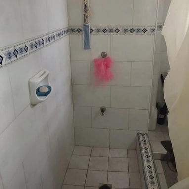 🏠 Venta de casa en el Cerro. Es puerta de calle, gas de la calle, tiene portal, 1 cuarto. Cerca del hospital Covadonga - Img 122251343