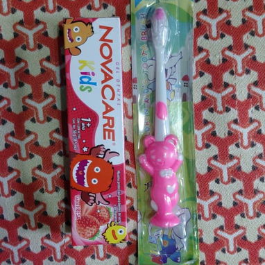 Pasta dental infantil y cepillo $2000 - 2/4