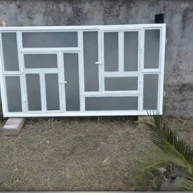 VENTANAS Y PUERTAS DE HIERRO Y CRISTALES - 8/10
