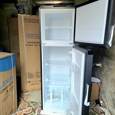 REFRIGERADOR ROYAL  7.3 PIES 206 LTS - 2/2