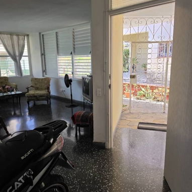 Casa independiente en nuevo vedado 🏡 cerca del cine Acapulco - 8/10