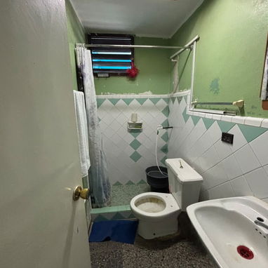 Venta de Casa en Marianao  LR017 - 2/9