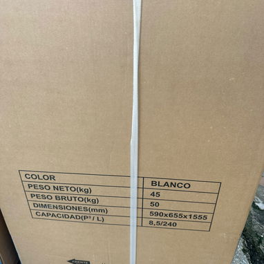 Exhibidora Vertical Royal de 8.5 pies - Img 123719482