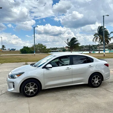 Vendo o negocio Kia rio del 2019 muy bueno - Img 90786412