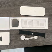 Apple Watch Series 11 GPS + Cellular totalmente nuevo y original, caja de titanio pizarra de 46 mm con correa negra. - Img 58097666
