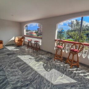 Venta de Hostal-Restaurante en el vedado - Img 110436815