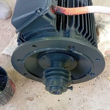 MOTOR ELÉCTRICO INDUSTRIAL ALEMÁN – KMR 180 S4 - 3/3