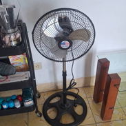 Ventilador de pie de 12 pulgadas - Img 57969527