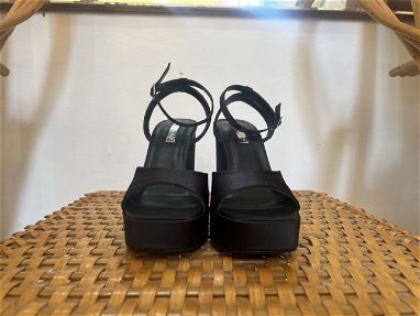Zapatos de Tacón - Img 71939475