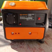 Vendo planta eléctrica 2 tiempo de gasolina 850w - Img 55708043