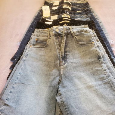Shorts con perla y sin perla ,varias tallas - Img 123129643
