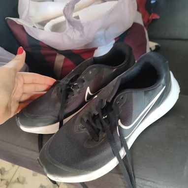 Título: Tenis Puma, Nike, Reebok y Slip-On - 2/3