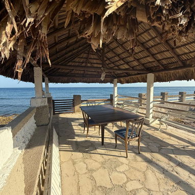 🏡✨ ¡Casa en alquiler! ✨🏡 Disfruta del confort y la tranquilidad en esta hermosa propiedad ubicada en Santa Fé Playa - Img 118246986