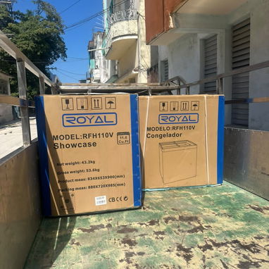 ❄️ NEVERA EXHIBIDORA ROYAL TIPO HELADERA – BLANCA POR DENTRO – CON REGULADOR Y TRANSPORTE INCLUIDO ❄️ - Img 123759090