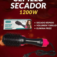 Cepillo secador alisador pa el cabello. Nuevo en su caja - Img 55804603