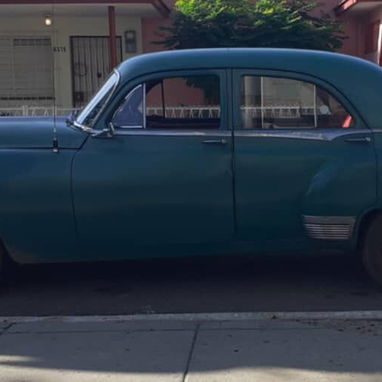 SE VENDE PONTIAC 1952 con motor de petróleo, en muy buen estado. - Img 122295801