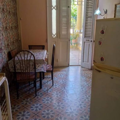 RENTA VEDADO SIN APAGONES 1/4 POR 21Y8 300USD 53582376 - Img 123632612