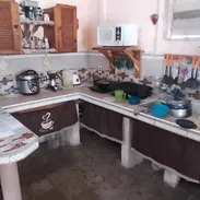 Vendo 🏡 En 3000 usd y me ajusto casa en las Minas (Guanabacoa) o Permuto para lugares cercanos a Regla ,Tiene papeles l - Img 56267411