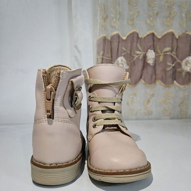 BOTAS NUEVAS DE NIÑAS #15 y 16 Hecho en México - Img 118214392
