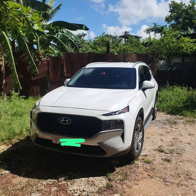 Hyundai Santa Fe SEL 2023 - 2/4