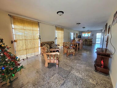 Rentamos casa con piscina de 4 habitacines climatizadas en Guanabo. WhatsApp 58142662 - Img 64752591