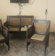 Vendo juego de sala antiguo en 90 usd o al cambio - Img 50404555