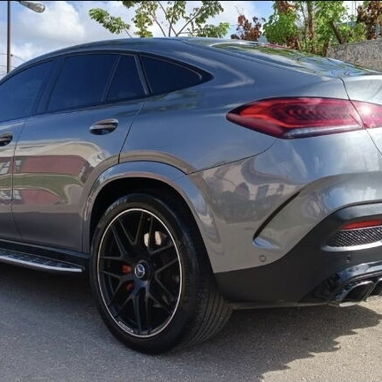 Mercedes-Benz GLE63s AMG 2022 título limpio. - Img 120943502