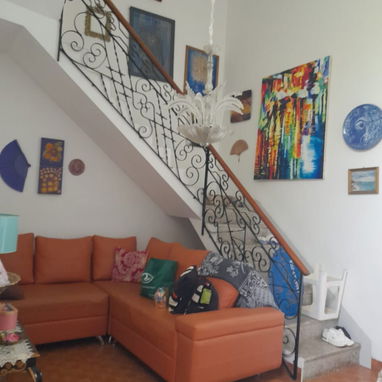 Casa medianera en santos suarez, con 4/4, carpoch para autos pequeño - Img 118242485