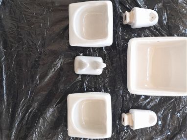 Juego de accesorios para  baños de ceramica blanca - Img main-image
